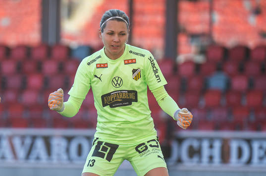 Häckens målvakt Jennifer Falk
