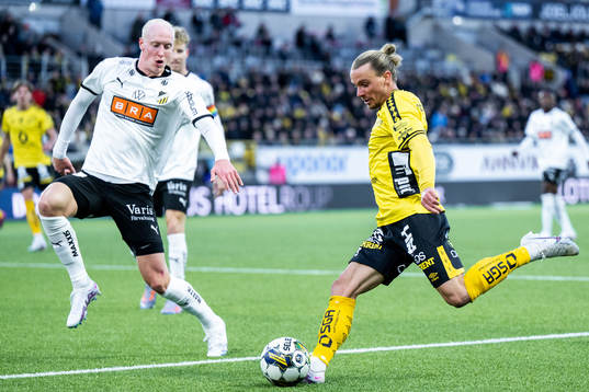 Häckens Valgeir Fridriksson och Elfsborgs Niklas Hult