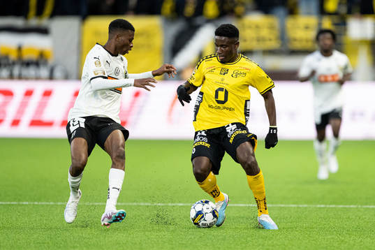 Häckens Akoua Romeo Amane och Elfsborgs Michael Baidoo