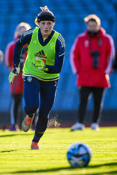 Goalkeeper Tove Enblom of the Swedish women's national
