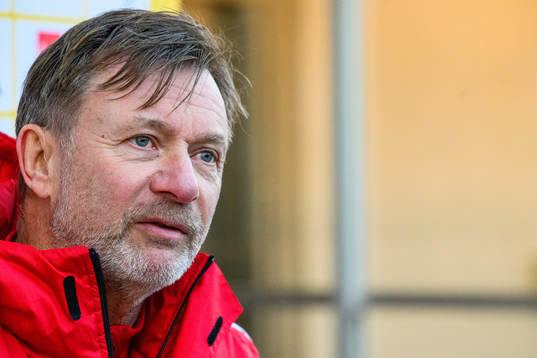 Head coach Peter Gerhardsson of the Swedish women's