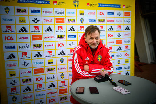 Head coach Peter Gerhardsson of the Swedish women's