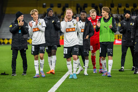 Häckens Pontus Dahbo och Mikkel Rygaard Jensen jublar