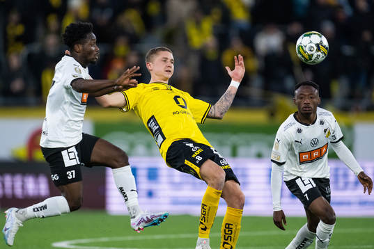 Häckens Ibrahim Sadiq och Elfsborgs Sebastian Holmen