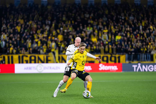 Häckens Valgeir Fridriksson och Elfsborgs Jeppe Møldrup