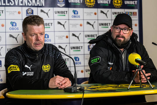 Mjällbys tränare Anders Torstensson och Varbergs