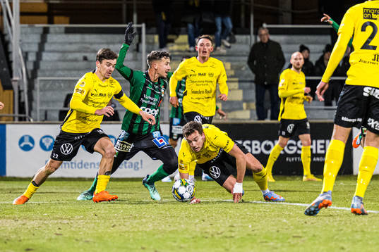 Varbergs Yassine El Ouatki, Mjällbys Jesper Gustavsson och