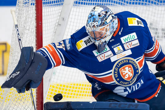 Växjös målvakt Emil Larmi