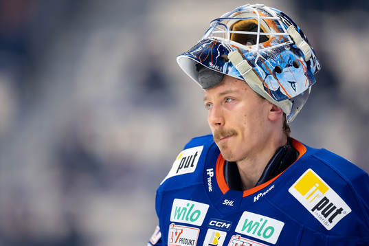 Växjös målvakt Emil Larmi