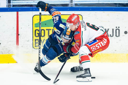 Växjös Manuel Ågren och Frölundas Filip Hasa