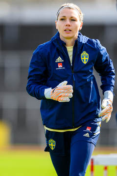 Goalkeeper Jennifer Falk