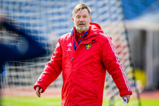 Head coach Peter Gerhardsson
