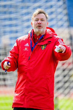 Head coach Peter Gerhardsson