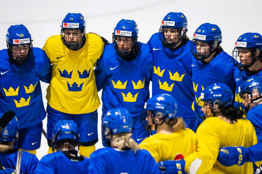 Lina Ljungblom, Josefin Bouveng, Anna Kjellbin, Annie