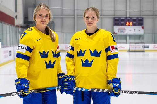 Mira Jungåker and Hilda Svensson of the Swedish women's