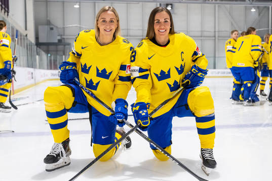 Hanna Olsson and Anna Kjellbin of the Swedish women's