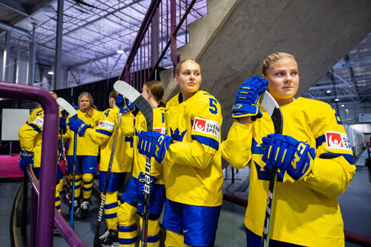 Annie Silén and Lova Blom of the Swedish women's national