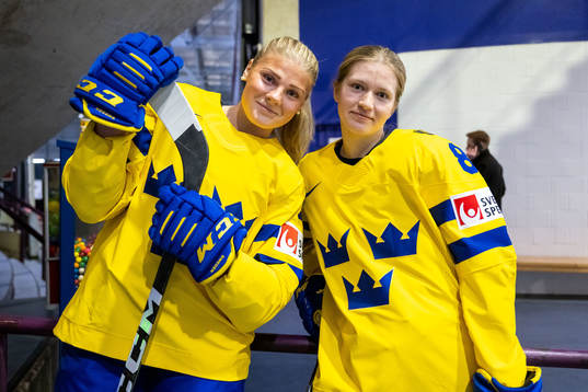 Lova Blom and Hilda Svensson of the Swedish women's