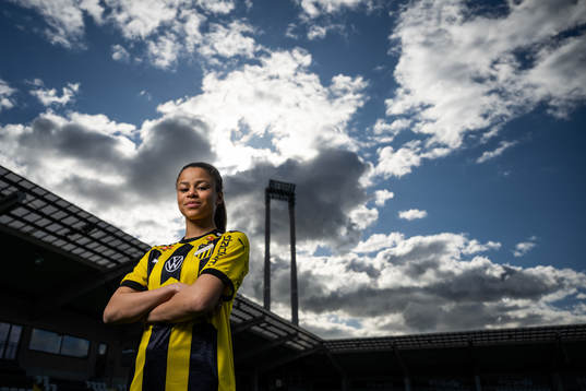 Häckens Felicia Schröder