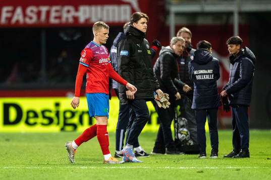 Helsingborgs Emil Hellman deppar