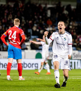 Östers Jesper Jonasson Westermark jublar