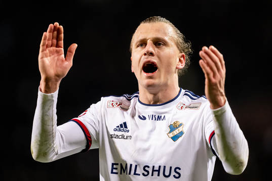 Östers Jesper Jonasson Westermark jublar