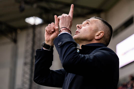 Östers tränare Srdjan Tufegdzic ber