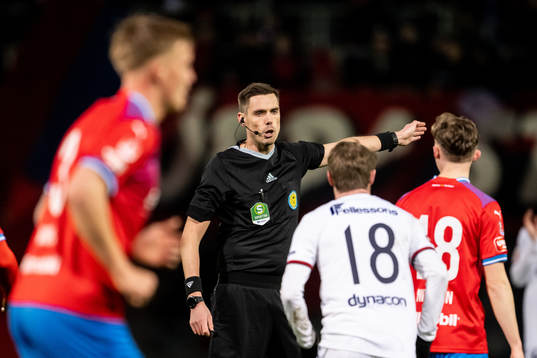 Domare Magnus Lindgren