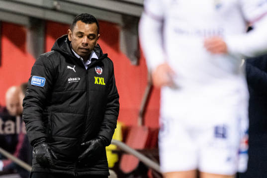 Helsingborgs tränare Alvaro Santos deppar