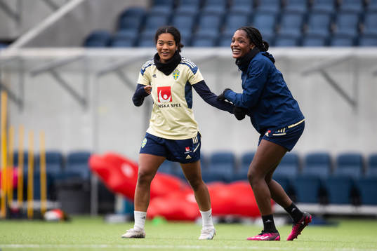 Evelina Duljan och Evelyn Ijeh