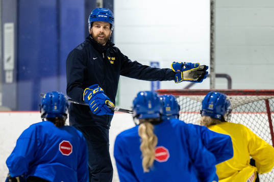 Head coach Ulf Lundberg of Sweden at a practice session