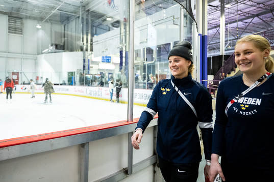 Josefine Holmgren and Annie Silén of Sweden
