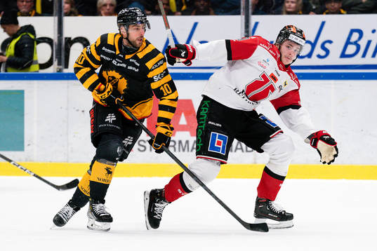 Skellefteås Joakim Lindström och Örebros Leo Carlsson