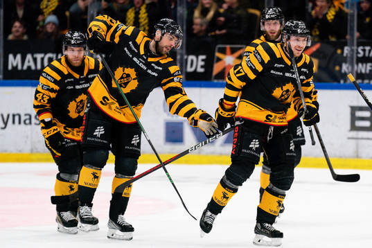Skellefteås Pär Lindholm jublar