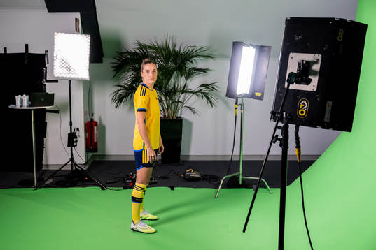 Filippa Angeldahl at a green screen filming with the