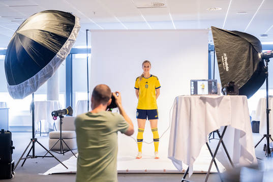 Bildbyrån’s Photographer Ludvig Thunman and Hanna