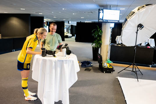 Bildbyrån’s Photographer Ludvig Thunman and Hanna
