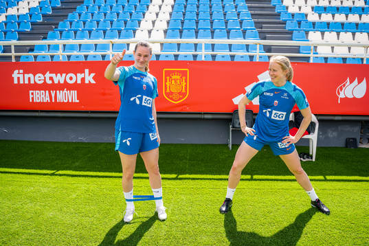 Elisabeth Terland and Julie Blakstad of the Norwegian