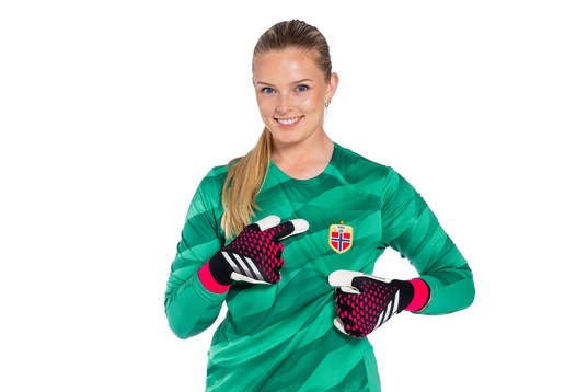 Goalkeeper Guro Pettersen of the Norwegian women’s