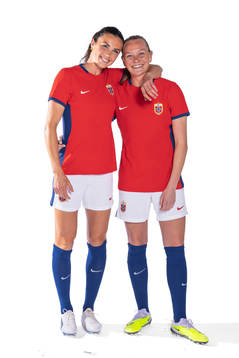 Ingrid Syrstad Engen and Frida Maanum of the Norwegian