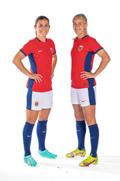 Emilie Bosshard Haavi and Anja Sønstevold of the Norwegian