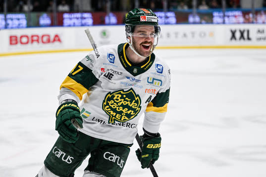 Björklövens Charles David Beaudoin jublar