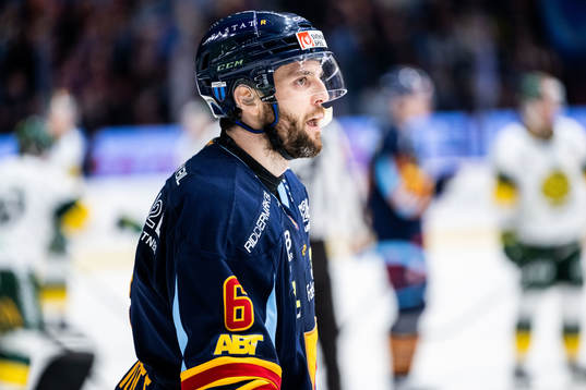 Djurgårdens Stefan Elliott deppar