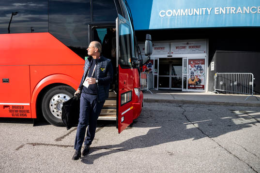 Assistant coach Andreas Spångberg of Sweden