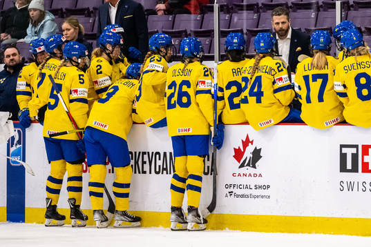 Head coach Ulf Lundberg of Sweden