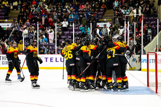 Players of Germany celebrate