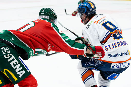 Frölundas Petteri Lindbohm och Växjös Victor Stjernborg