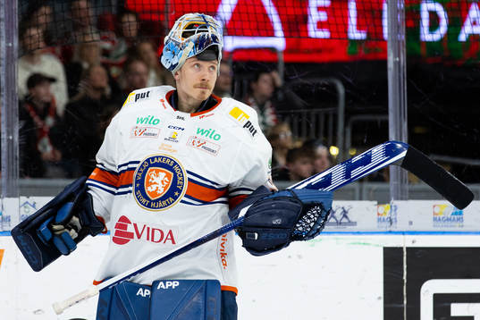 Växjös målvakt Emil Larmi