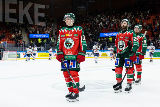 Frölundas Noah Hasa och Anthony Greco deppar