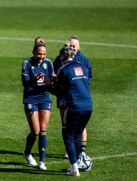 Madelen Janogy and Linda Sembrant